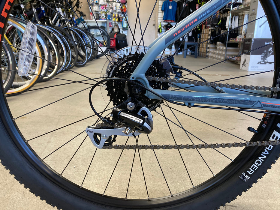 Fuji Nevada 29 1.7 Shimano Acera - Satin Gray 2022