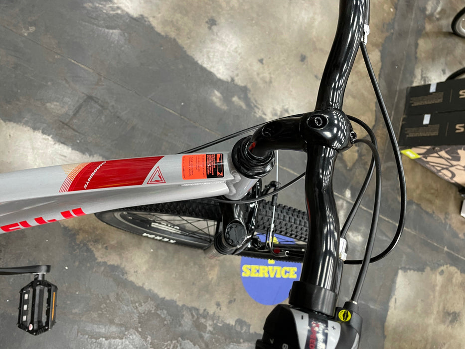 Fuji Dynamite 24" Sport Shimano Tourney