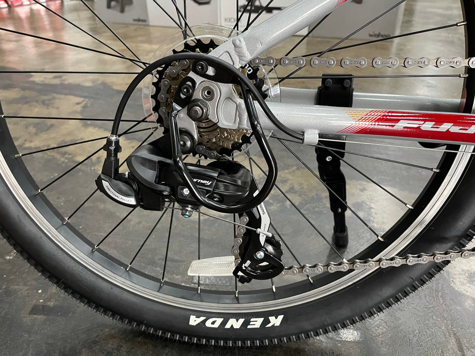 Fuji Dynamite 24" Sport Shimano Tourney